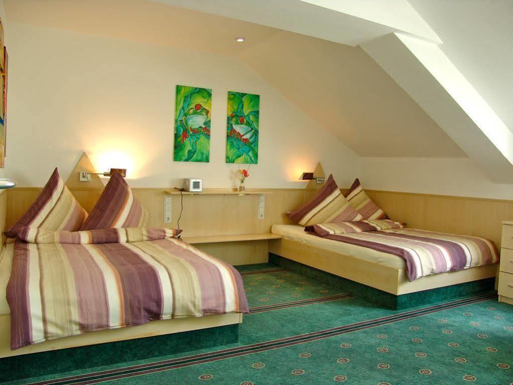 Hotel Scheidberg Wallerfangen Luaran gambar
